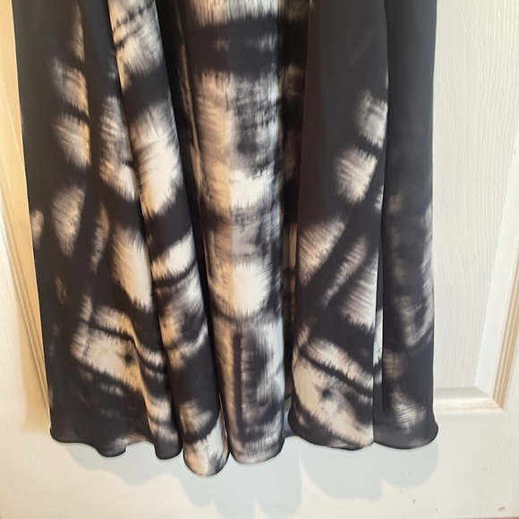 BCBGMaxAzria B/ White Maxi Dress 6 Prom/ Ball - Picture 6 of 16